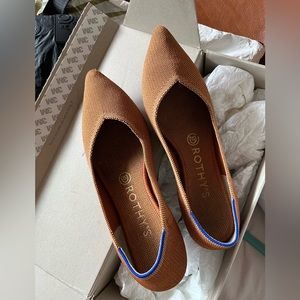 Rothy’s Fawn Point toe